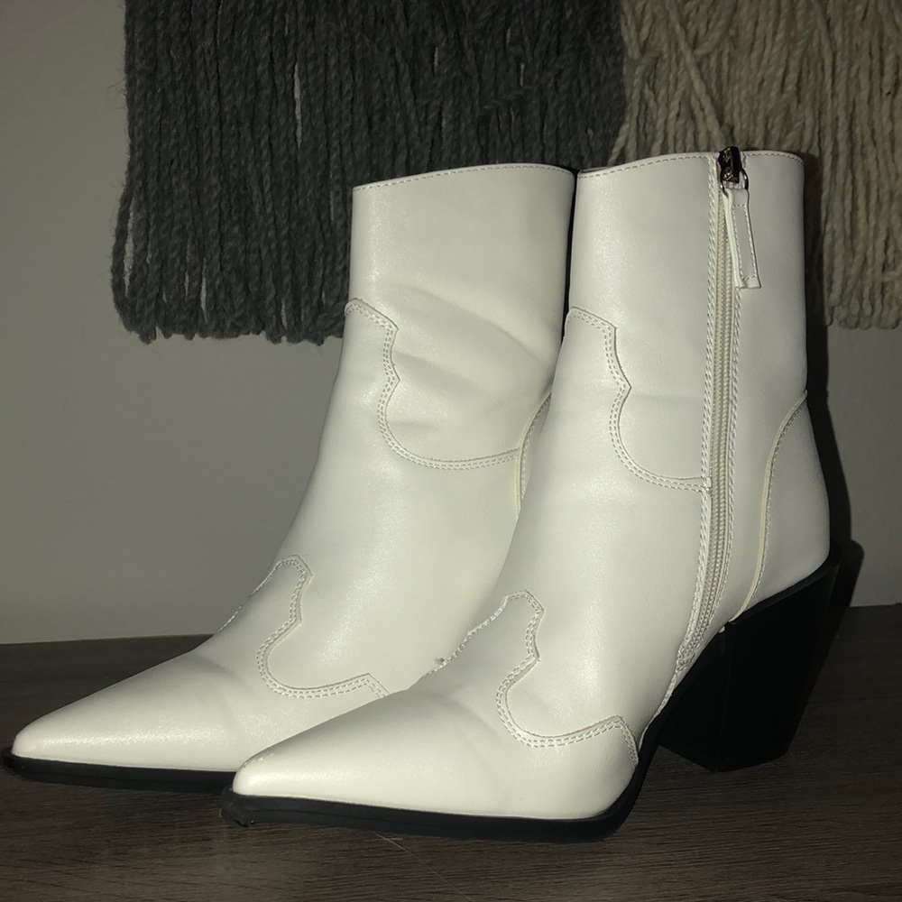 PU Pointed Block Heel Ankle Booties